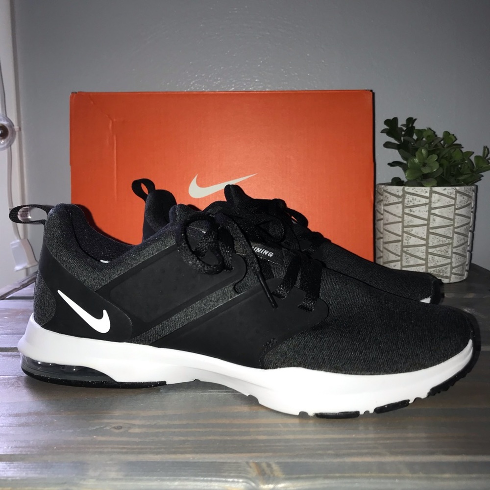 Woman’s Nike Air Bella Trainers